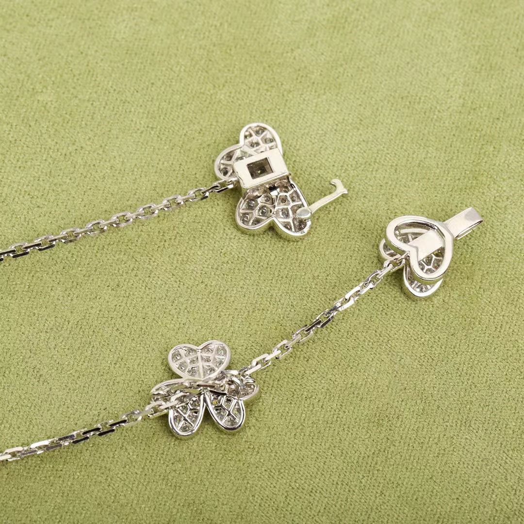 [Star Jewelry]FRIVOLE SILVER 9 FLOWERS NECKLACE
