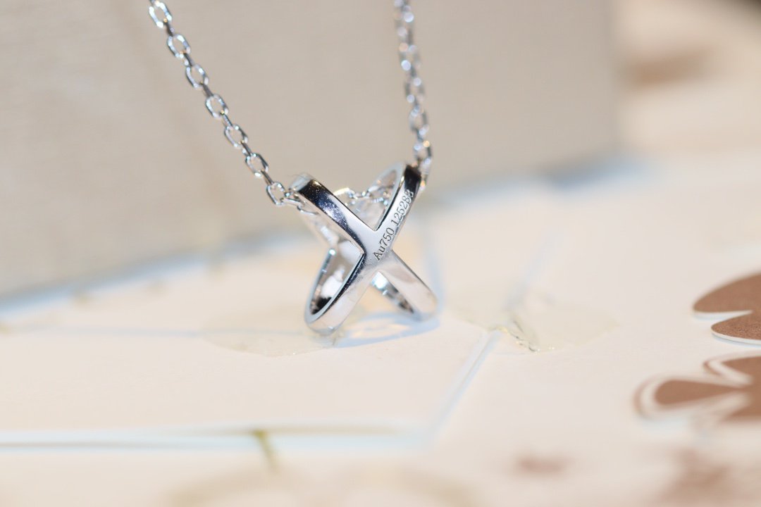 [Star Jewelry]JEUX DE DIAMOND NECKLACE