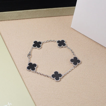 [Star Jewelry] CLOVER 5 MOTIF ONYXS BRACELET COLLECTION
