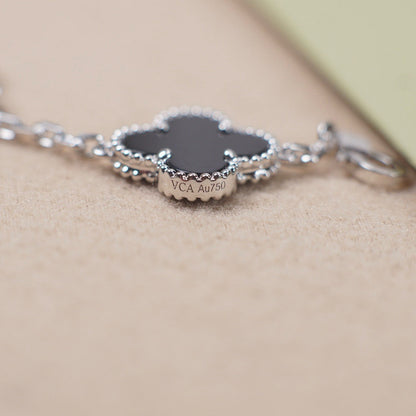 [Star Jewelry] CLOVER 5 MOTIF ONYXS BRACELET COLLECTION