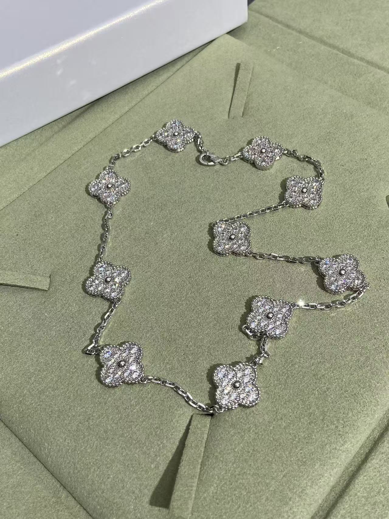 [Star Jewelry]CLOVER 10 MOTIFS  FULL DIAMOND NECKLACE