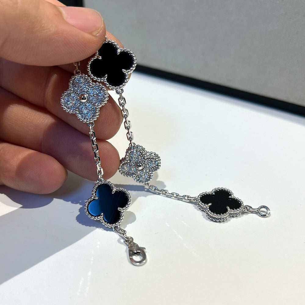 [Star Jewelry] CLOVER 5 MOTIF ONYXS BRACELET COLLECTION