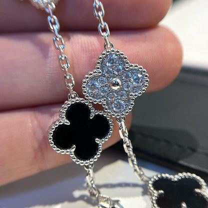 [Star Jewelry] CLOVER 5 MOTIF ONYXS BRACELET COLLECTION