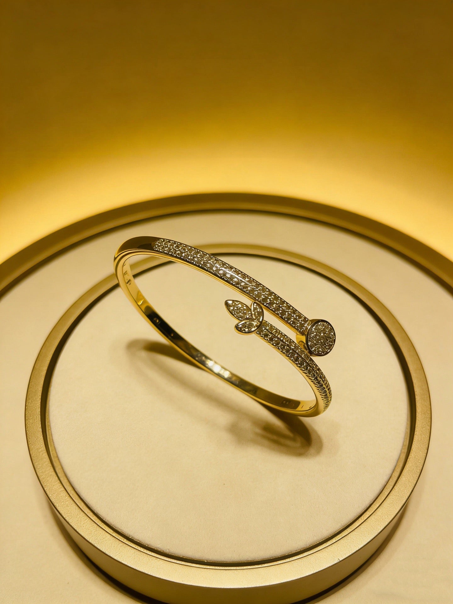 [Star Jewelry] Four-leaf Clover Full Diamond Nail Bangle (Light Luxury Custom Edition)