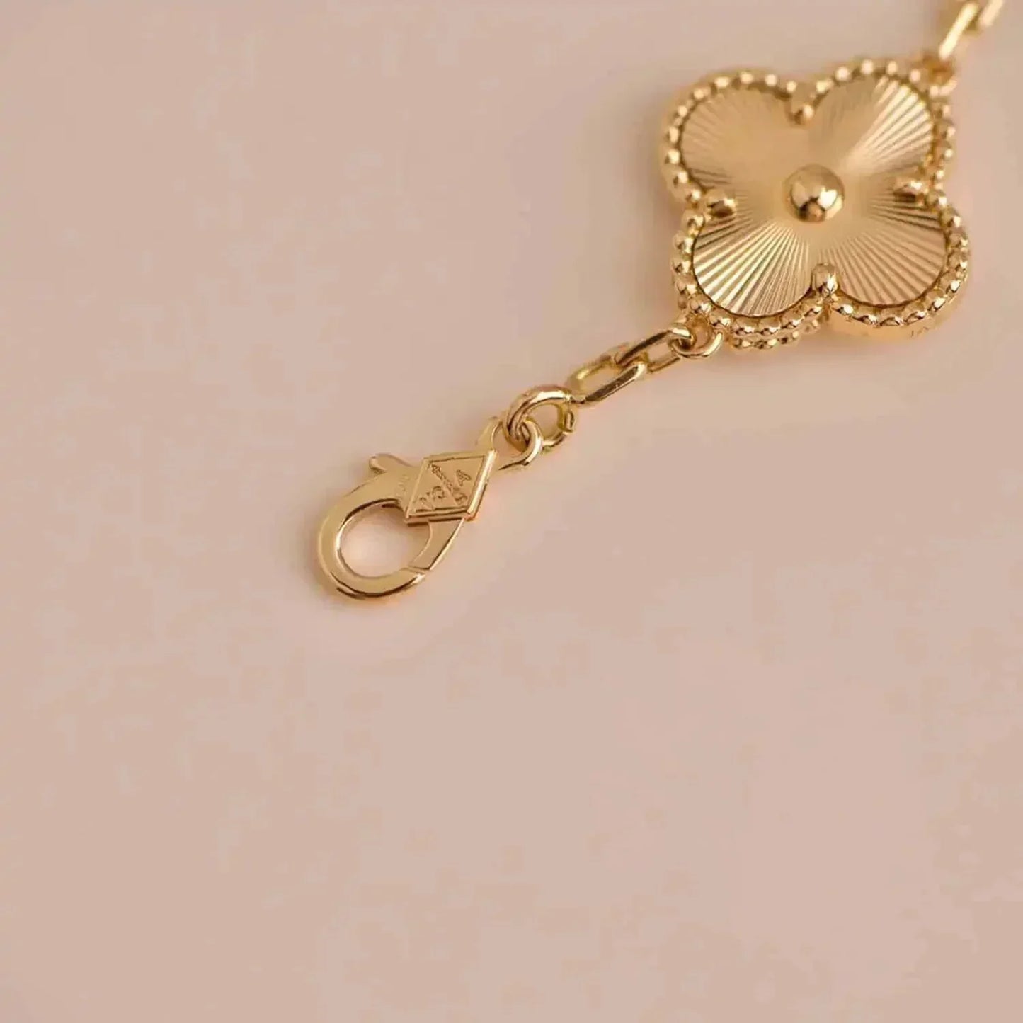 [Star Jewelry] CLOVER 5 MOTIF LASER BRACELET COLLECTION