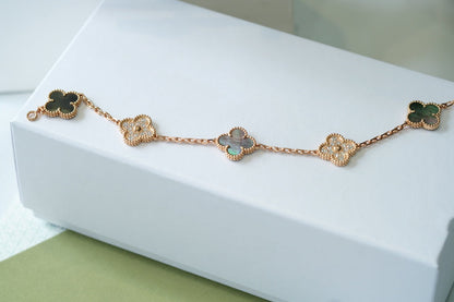 [Star Jewelry] CLOVER 5 MOTIF GRAY MOP BRACELET COLLECTION
