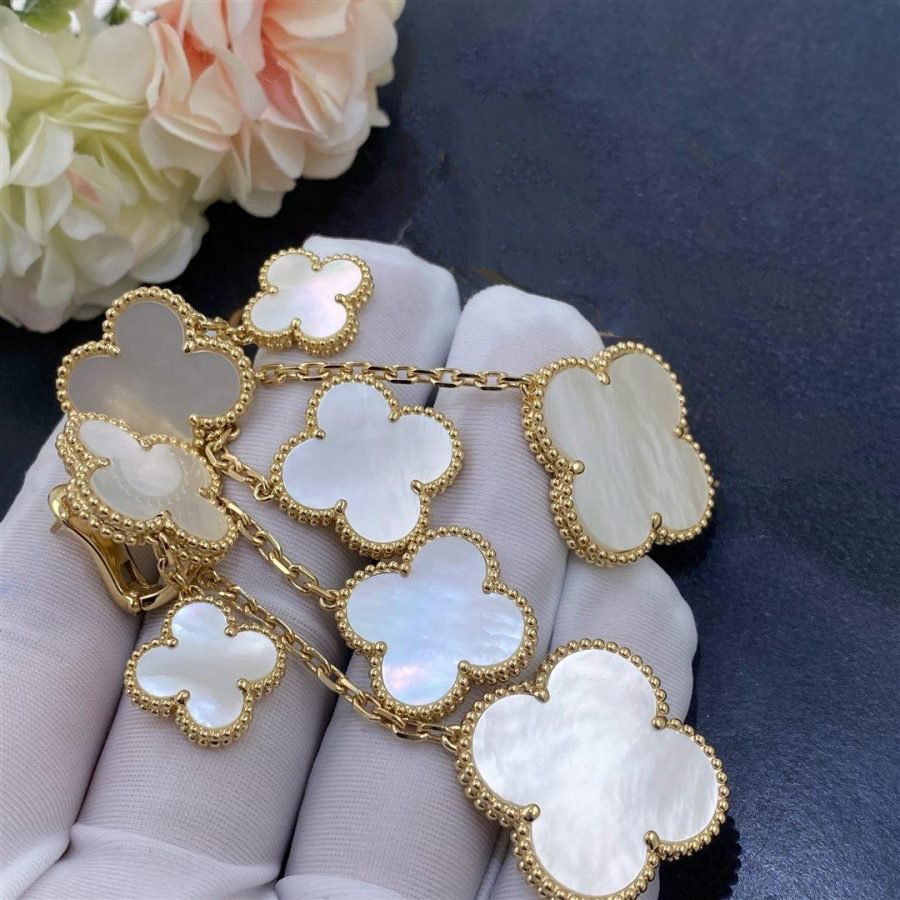 [Star Jewelry]CLOVER EARRINGS WHITE MOP 4 MOTIFS GOLD