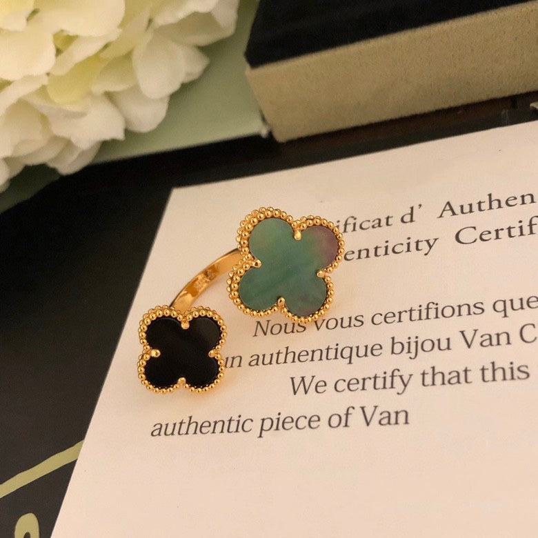 [Star Jewelry]CLOVER BETWEEN THE FINGER RING