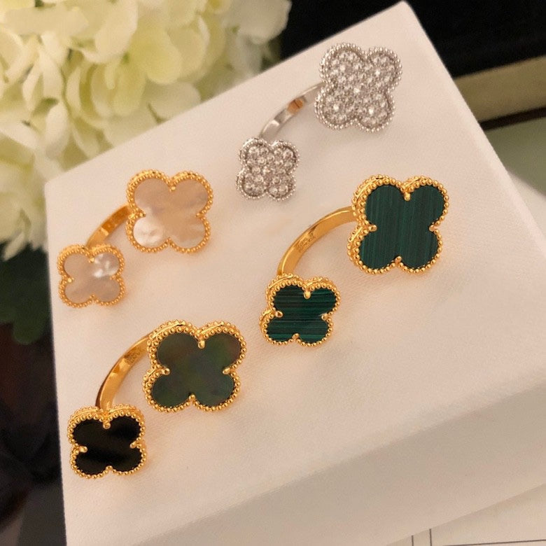 [Star Jewelry]CLOVER BETWEEN THE FINGER RING