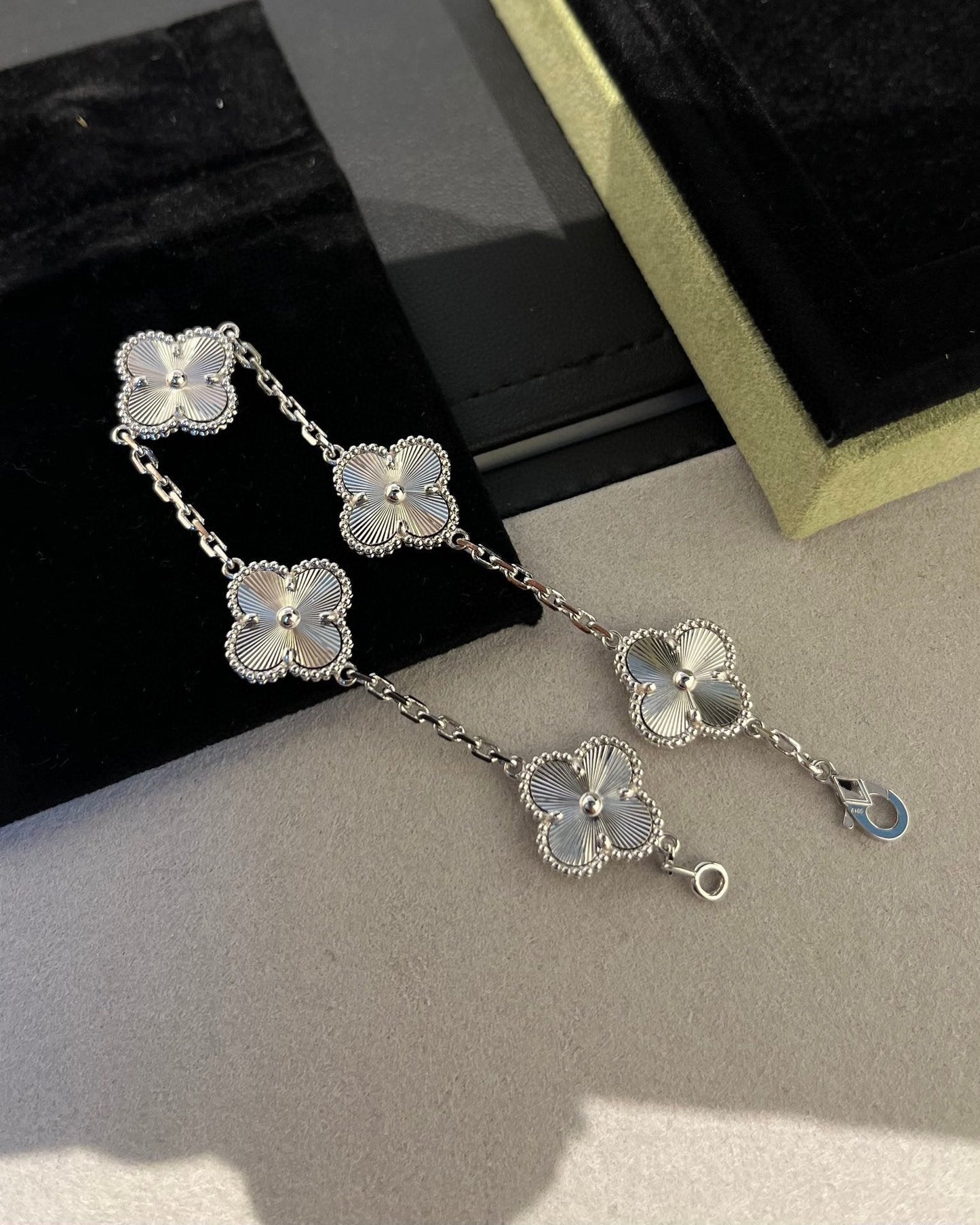 [Star Jewelry] CLOVER 5 MOTIF LASER BRACELET COLLECTION