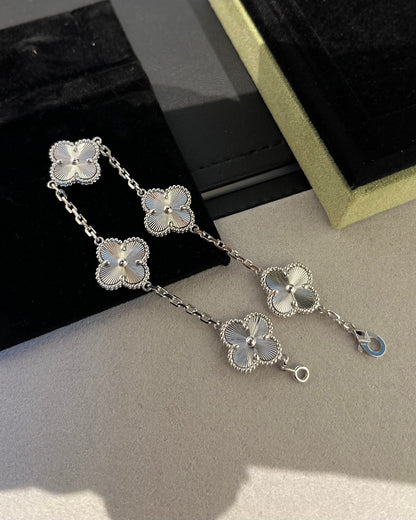 [Star Jewelry] CLOVER 5 MOTIF LASER BRACELET COLLECTION